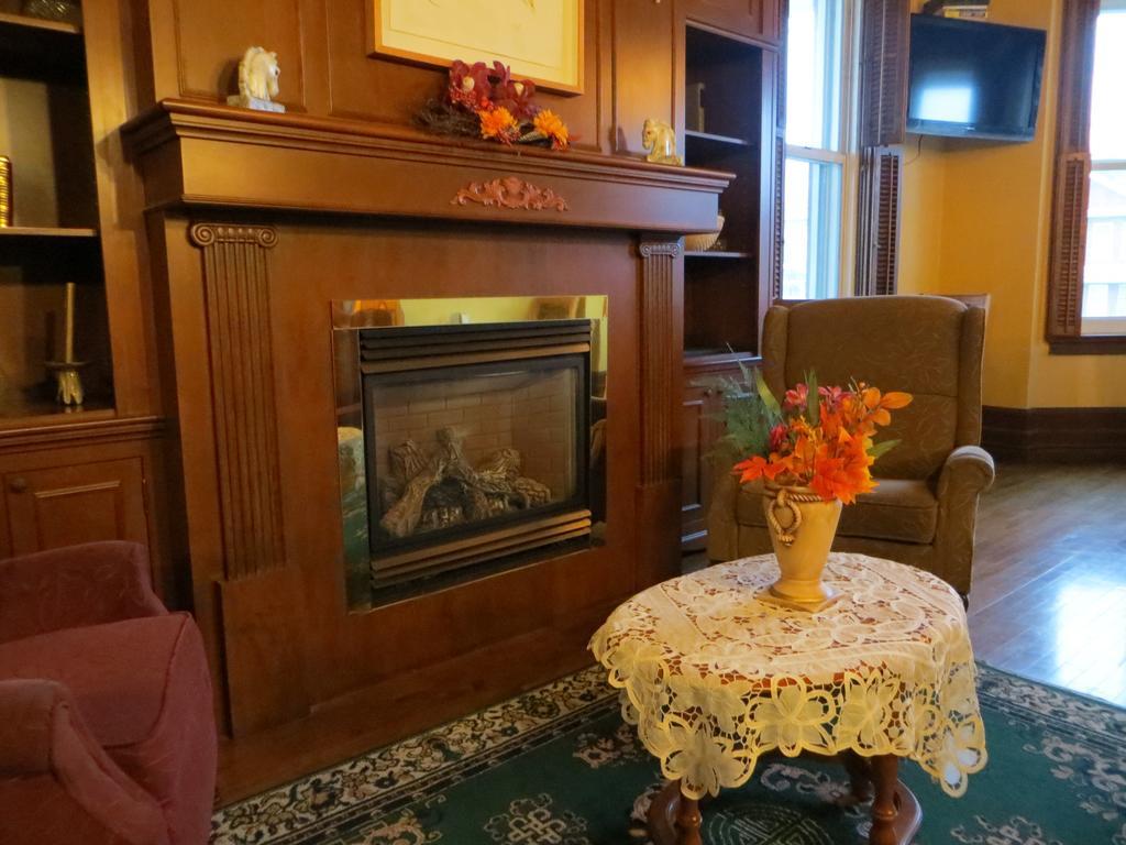 Auberge Монтебело Екстериор снимка