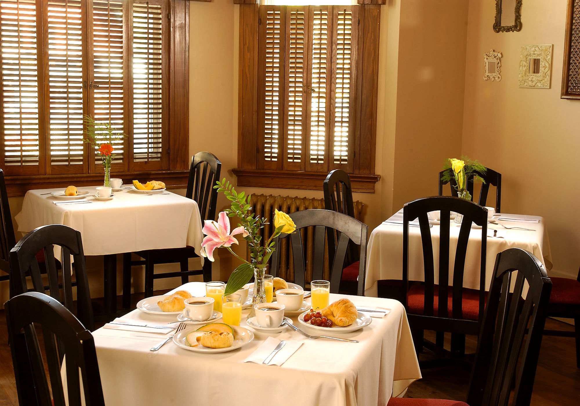 Auberge Монтебело Екстериор снимка