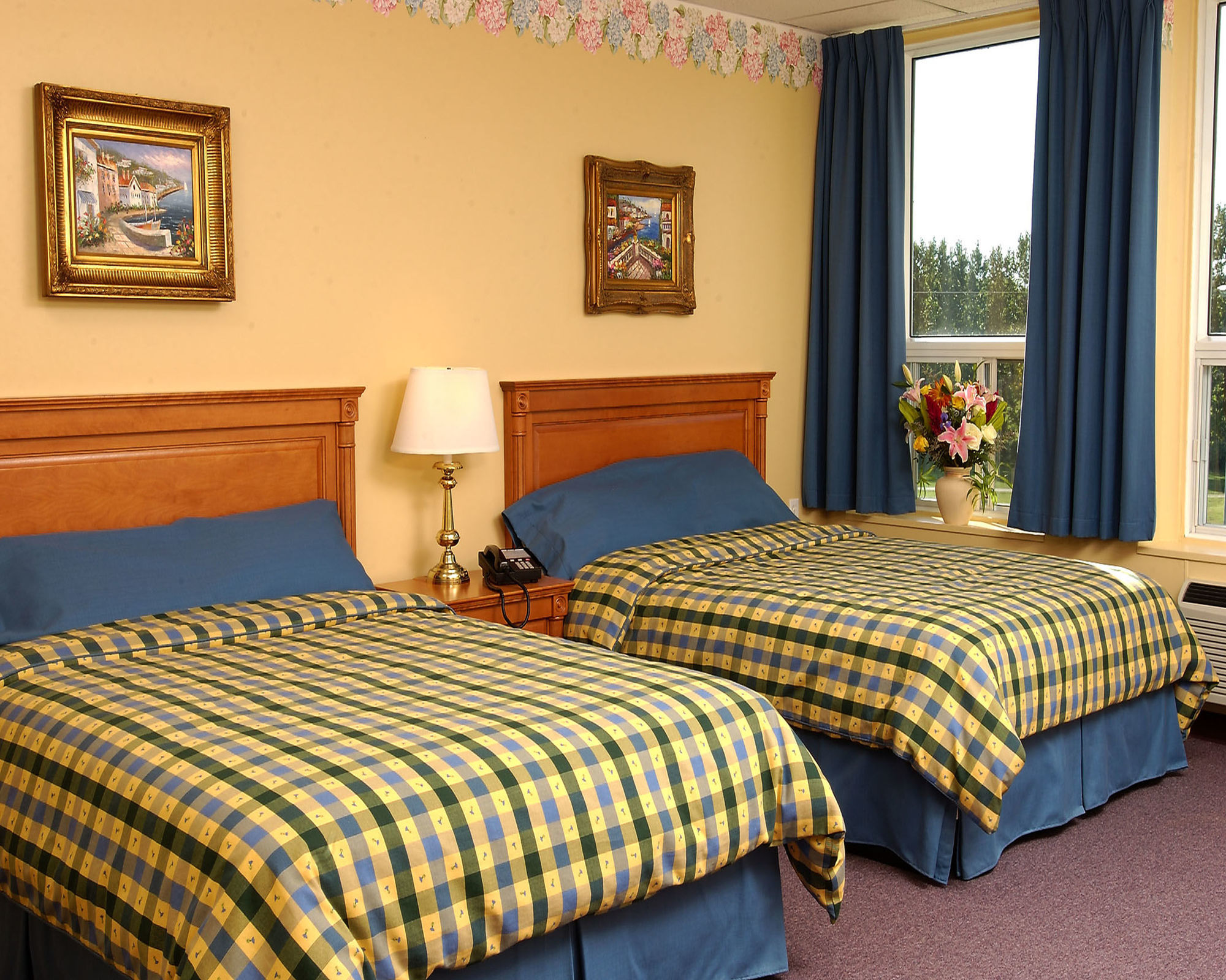 Auberge Монтебело Екстериор снимка