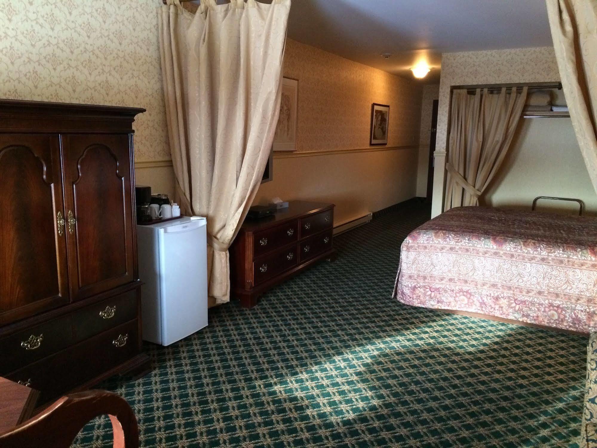 Auberge Монтебело Екстериор снимка
